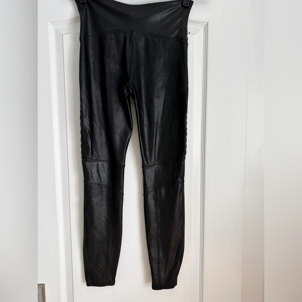 SPANX Faux Leather Moto Leggings Black Quilted Panels High Waist Size Large